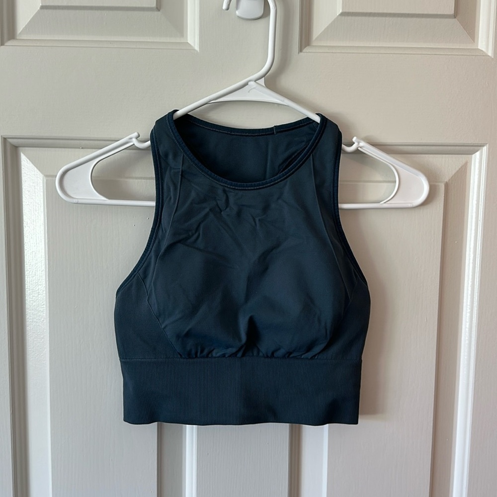 Lululemon cropped tank